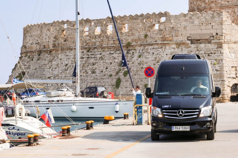 Minibus in the port (1 of 1)